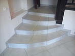 Revetement carrelage escalier